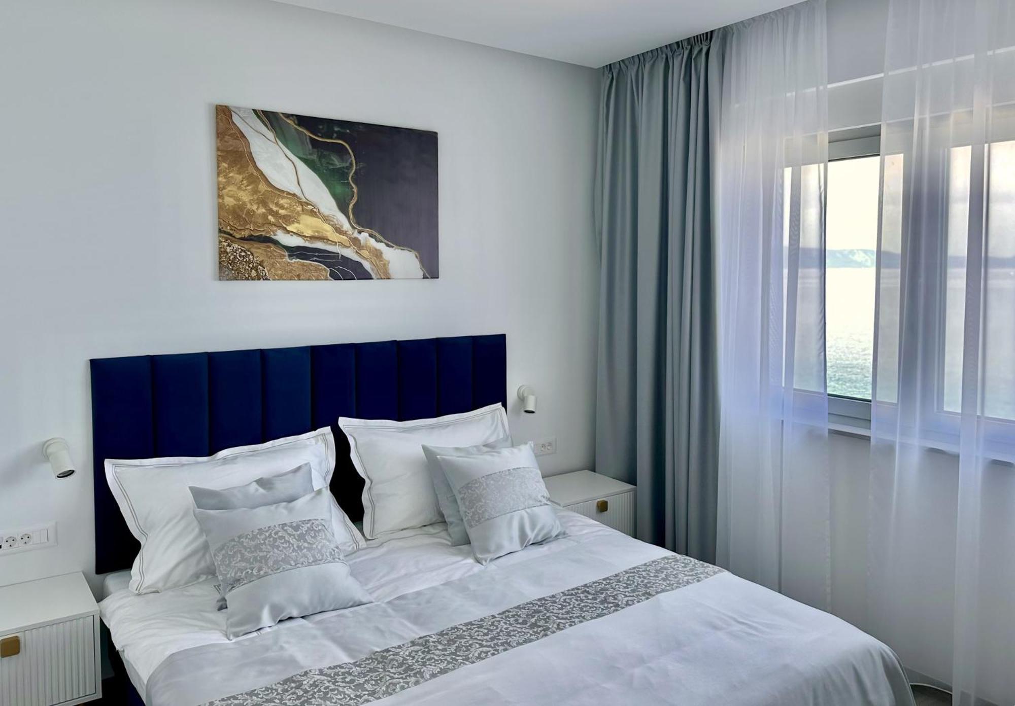 Adria Miris Apartments ドラスニセ エクステリア 写真